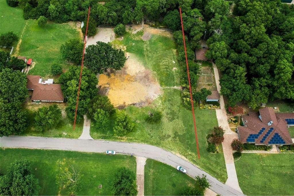 15530 Plum Lane