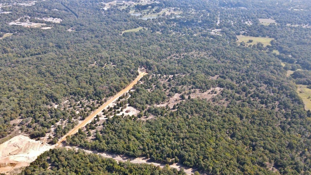25.6 acres in HENDERSON County - photo 4