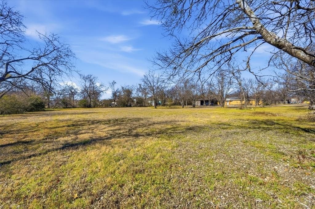 0.52 acres in Ellis County - photo 7