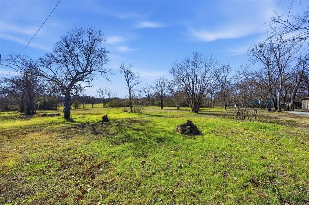 0.52 acres in Ellis County - photo 9