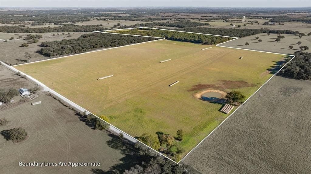 51.5 acres in Hill County - photo 3