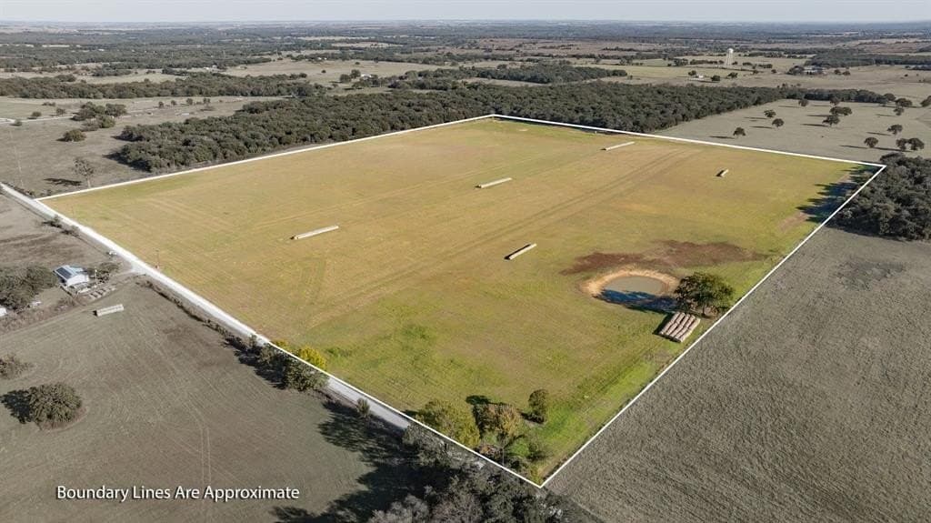 51.5 acres in Hill County - photo 2