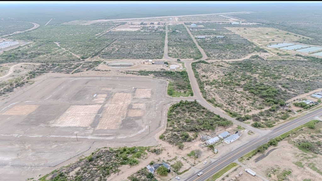 0.16 acres in Maverick County - photo 3