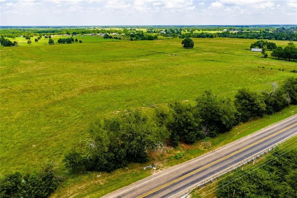 16.3 acres in Kaufman County - photo 5