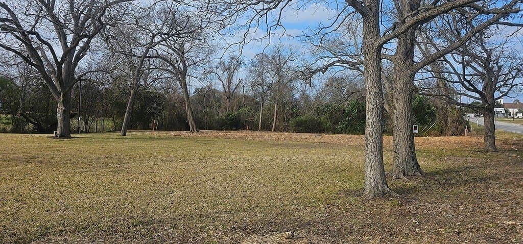 0.78 acres in Washington County - photo 4