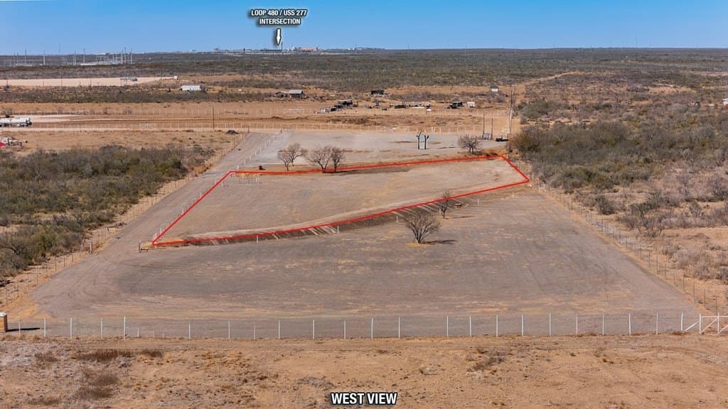 130,680 acres in Maverick County - photo 2