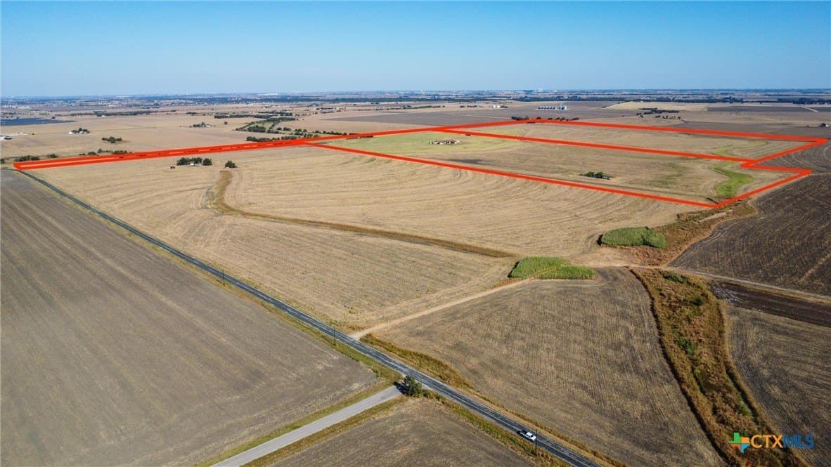168.22 acres in Travis County - photo 2