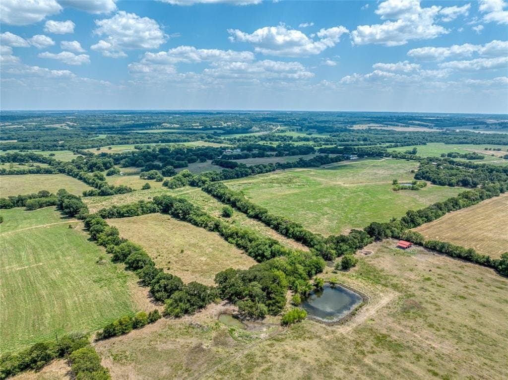 587 acres in Grayson County - photo 20