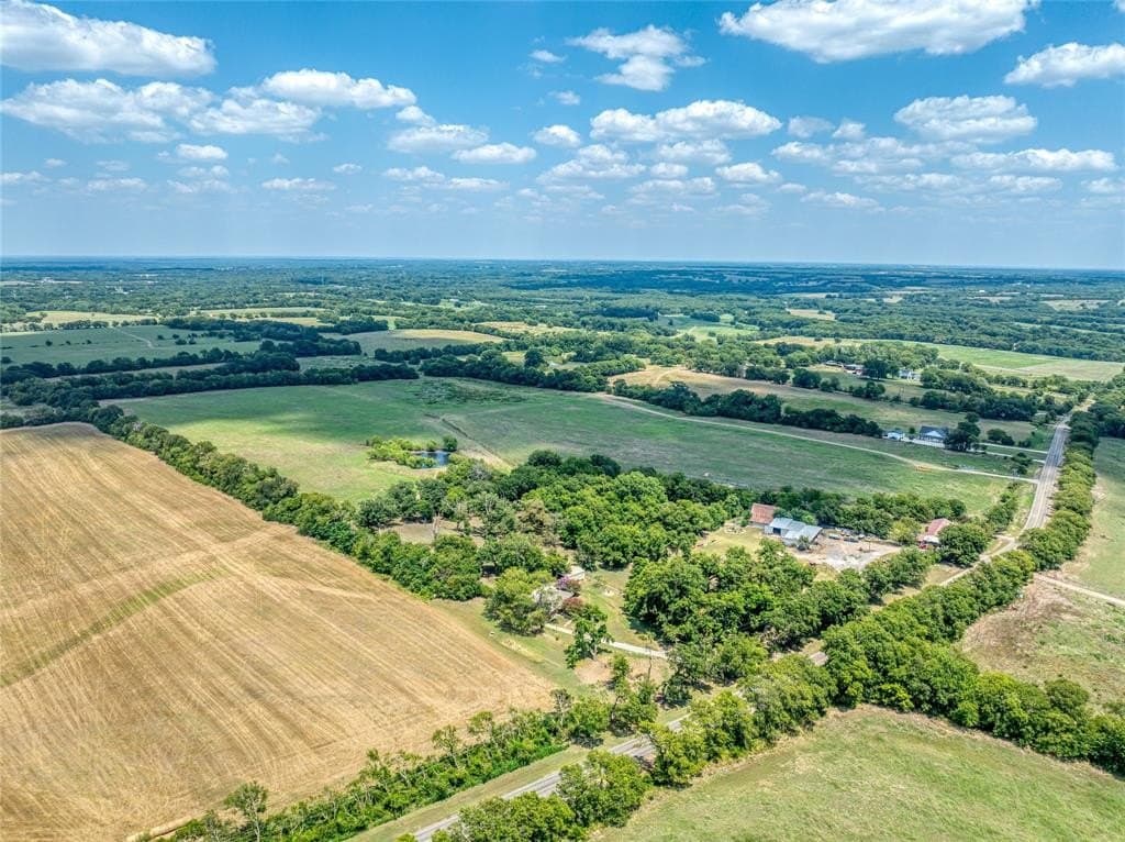 587 acres in Grayson County - photo 26
