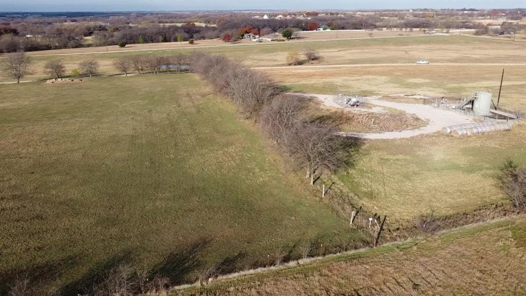 32.04 acres in Denton County - photo 3