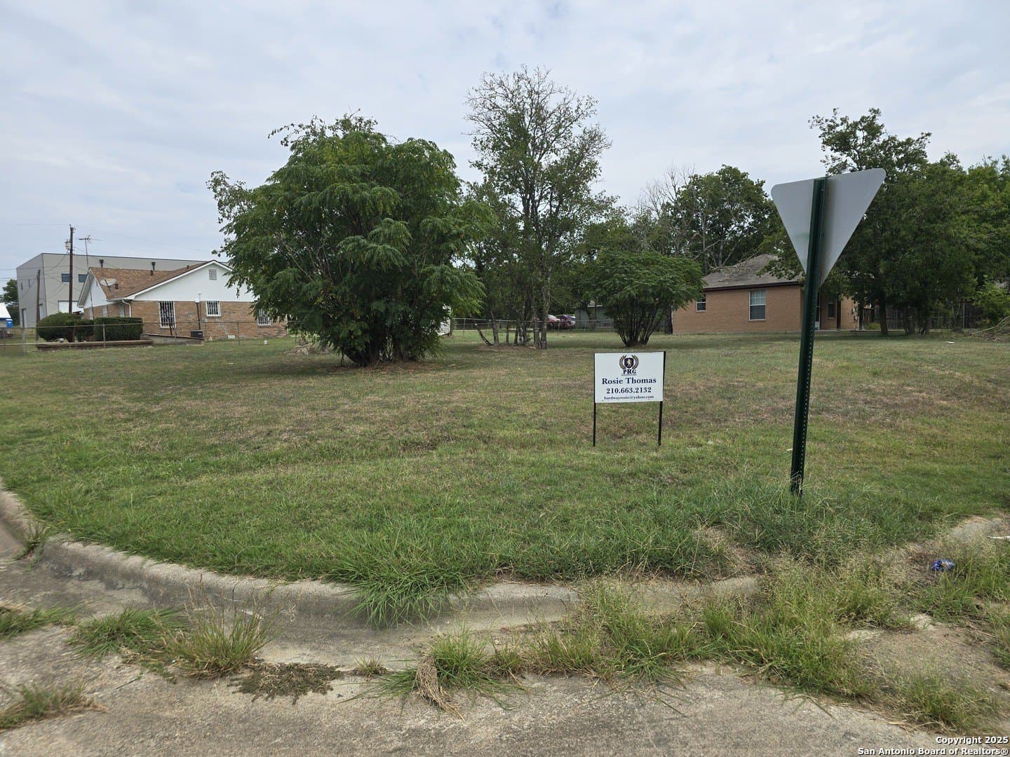 0.15 acres in Milam County - photo 3