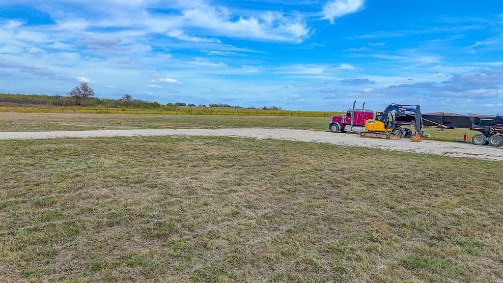 5 acres in Navarro County - photo 33