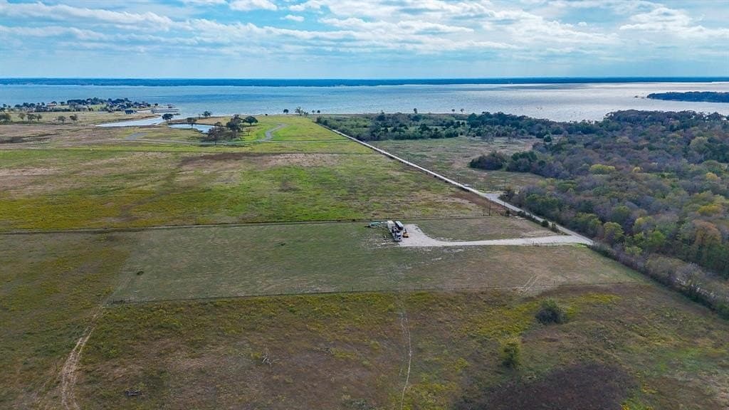 5 acres in Navarro County - photo 16