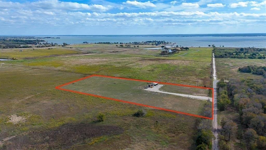 5 acres in Navarro County - photo 11