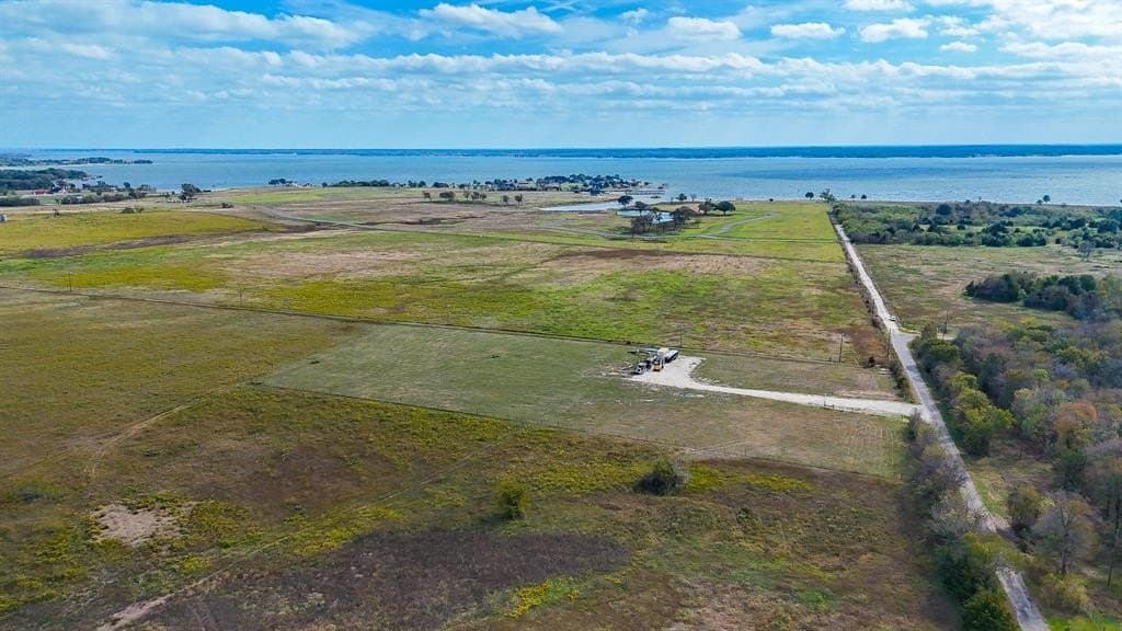 5 acres in Navarro County - photo 13
