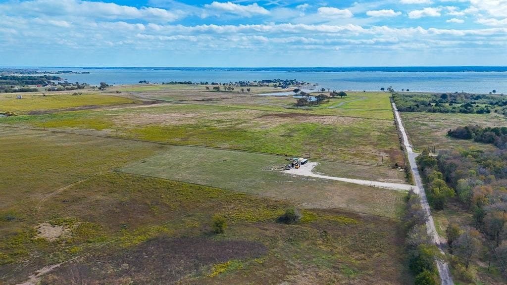 5 acres in Navarro County - photo 14