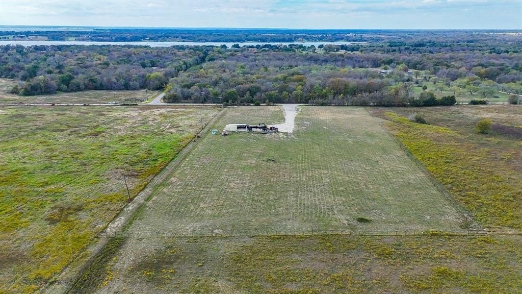 5 acres in Navarro County - photo 23