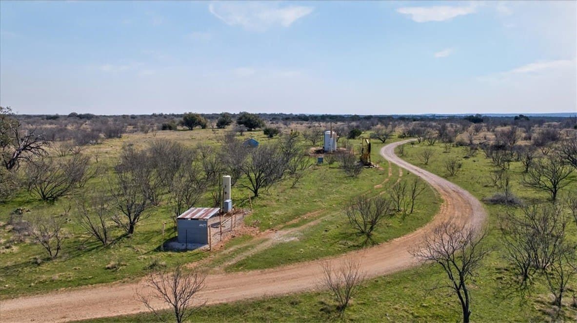 731.69 acres in Palo Pinto County - photo 27