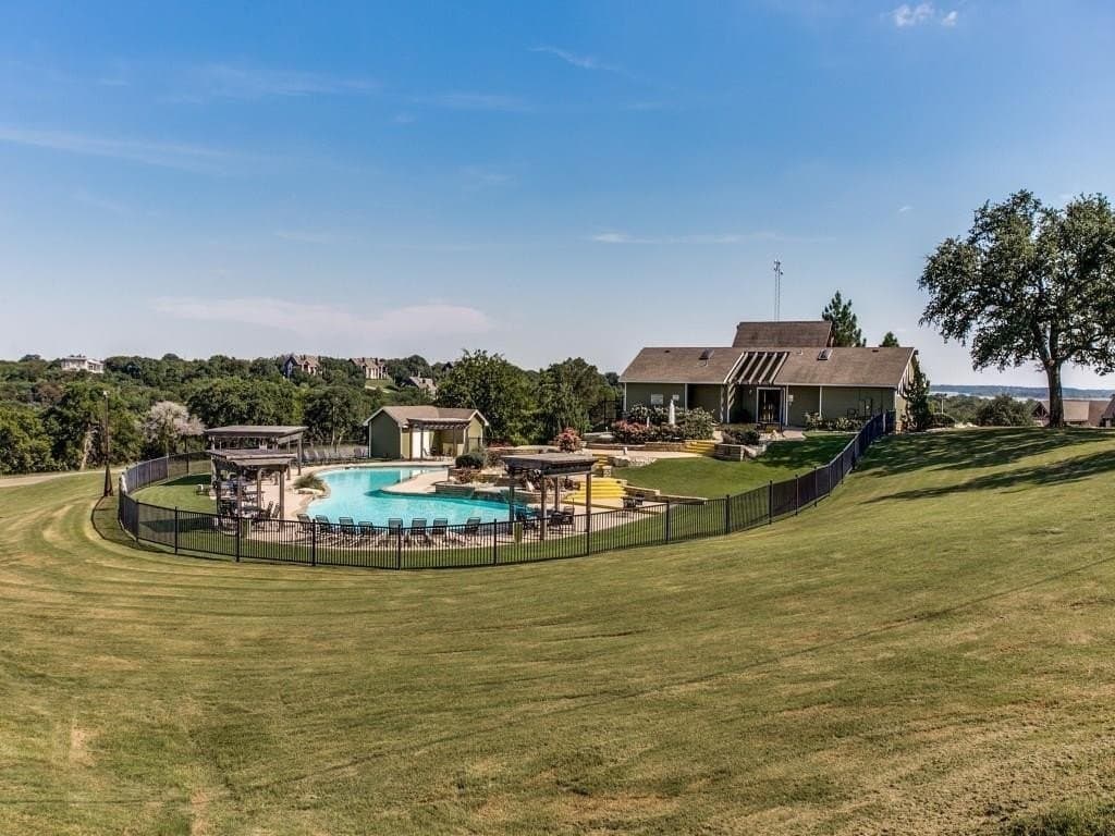 0.9 acres in Hill County - photo 8