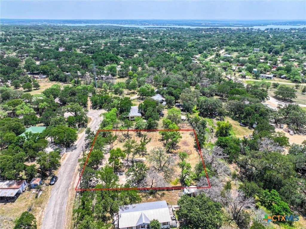 2805 Kingdom Drive lot: 1