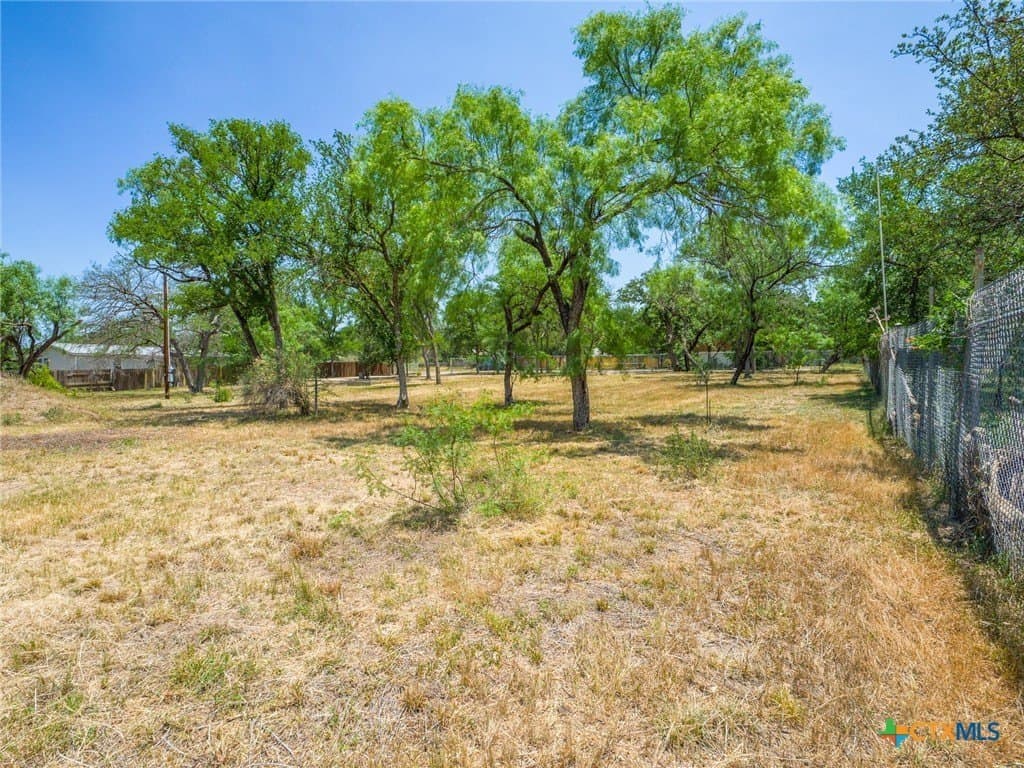 0.85 acres in Burnet County - photo 10