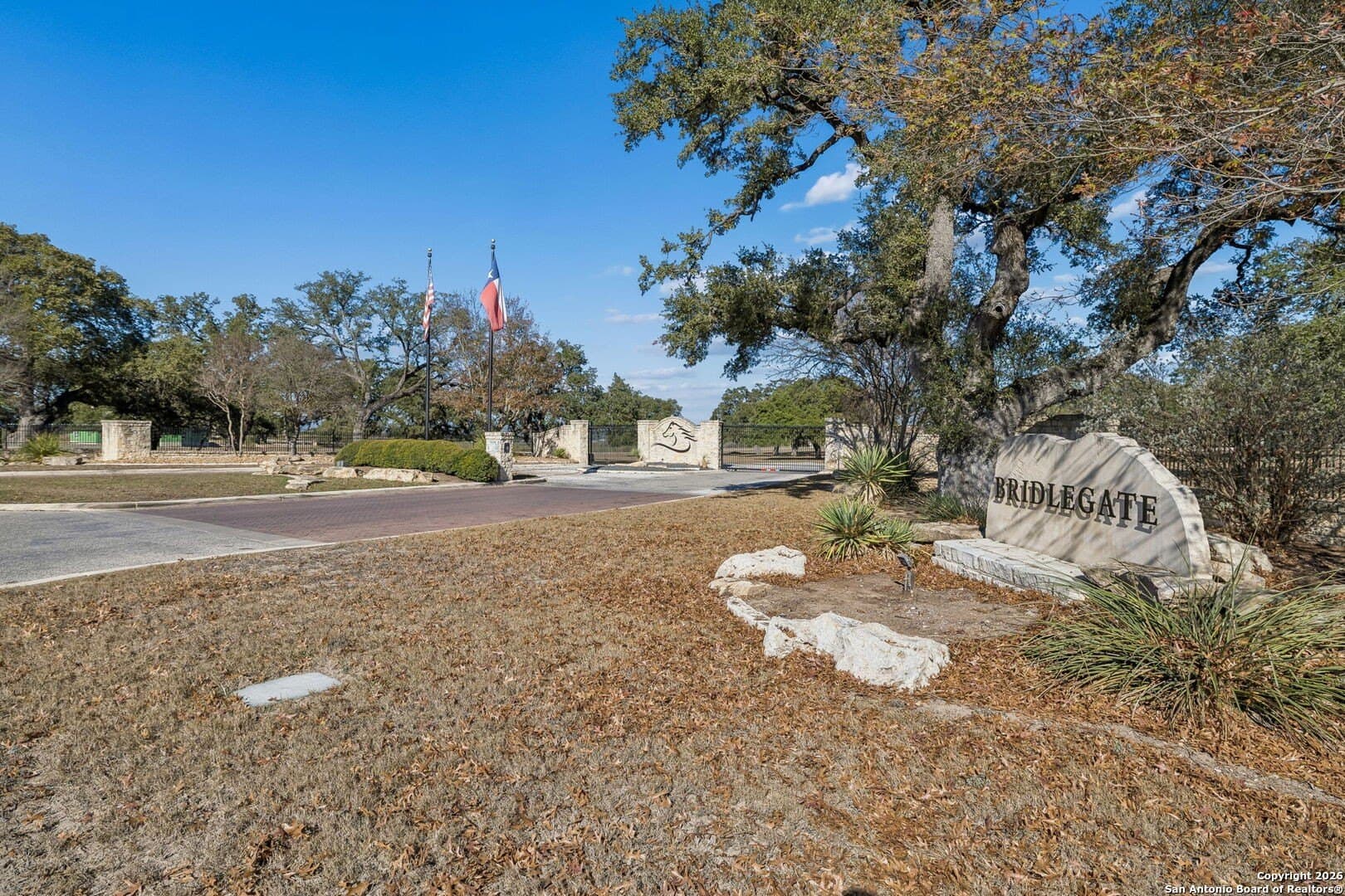 2.4 acres in Bandera County - photo 4