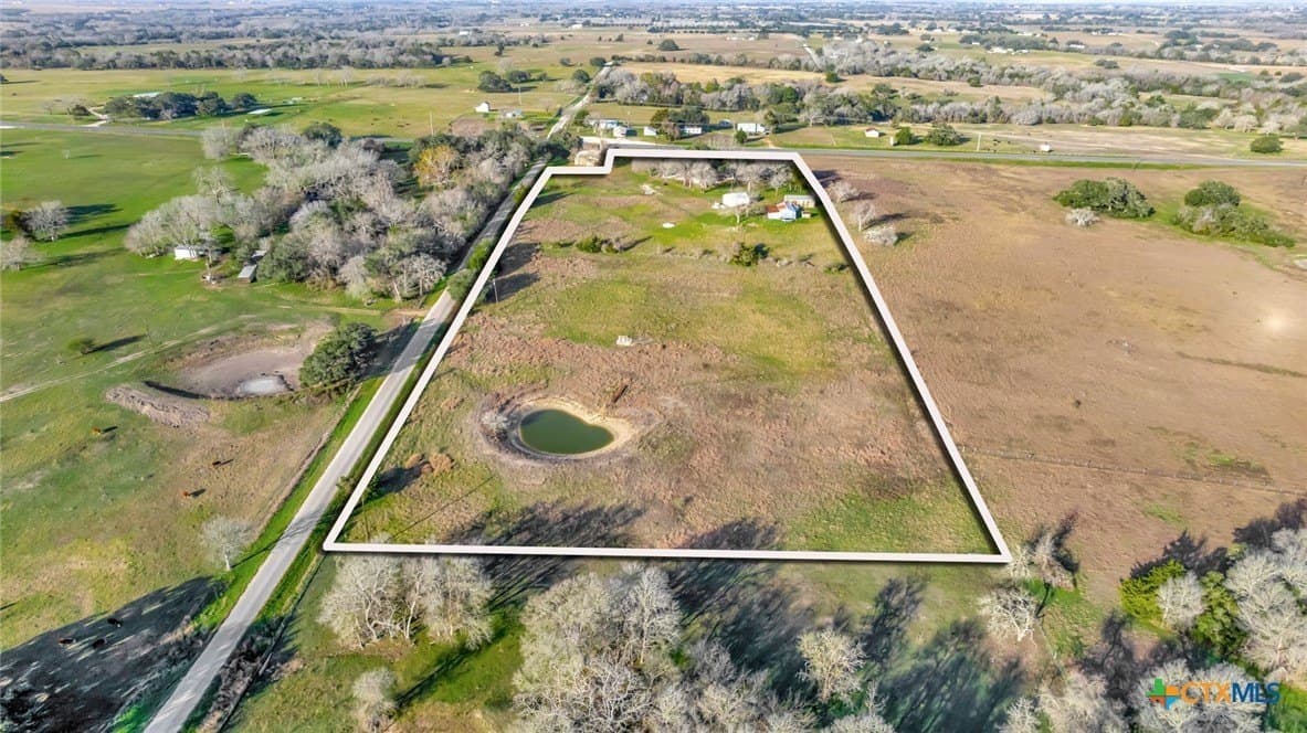 10.42 acres in Lavaca County - photo 35