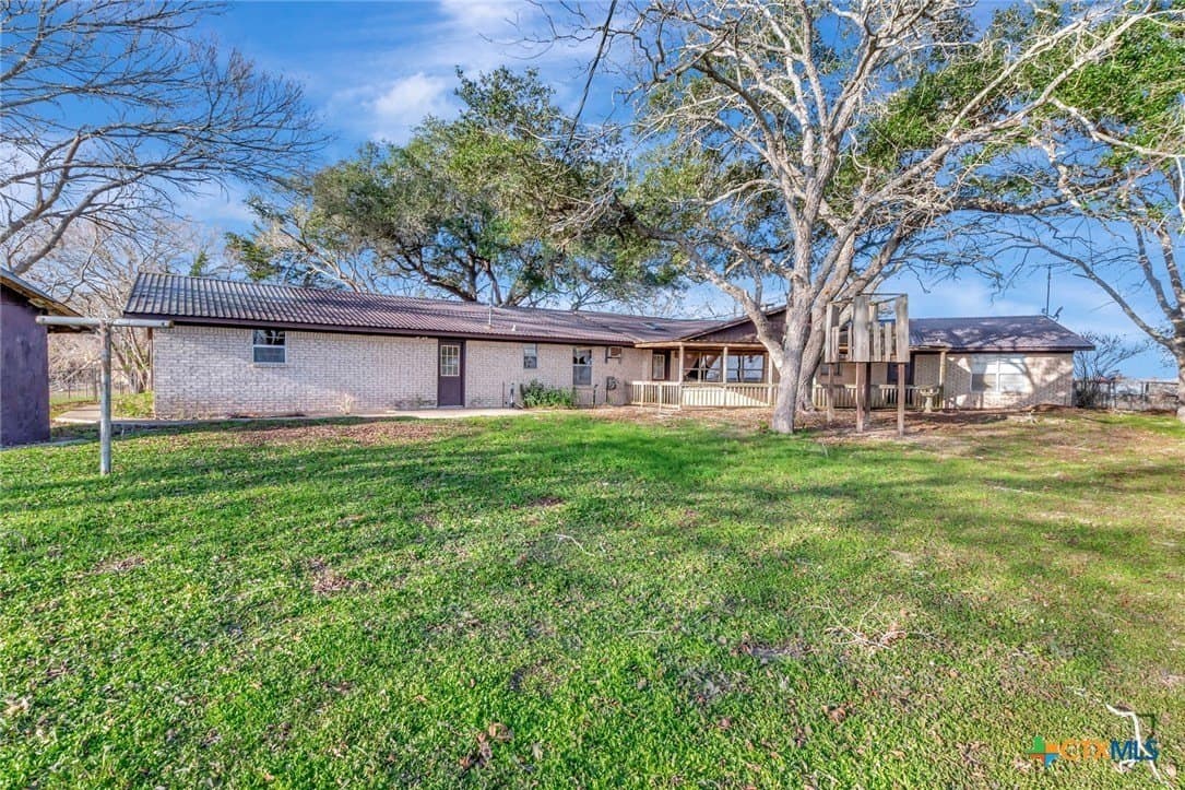 10.42 acres in Lavaca County - photo 30
