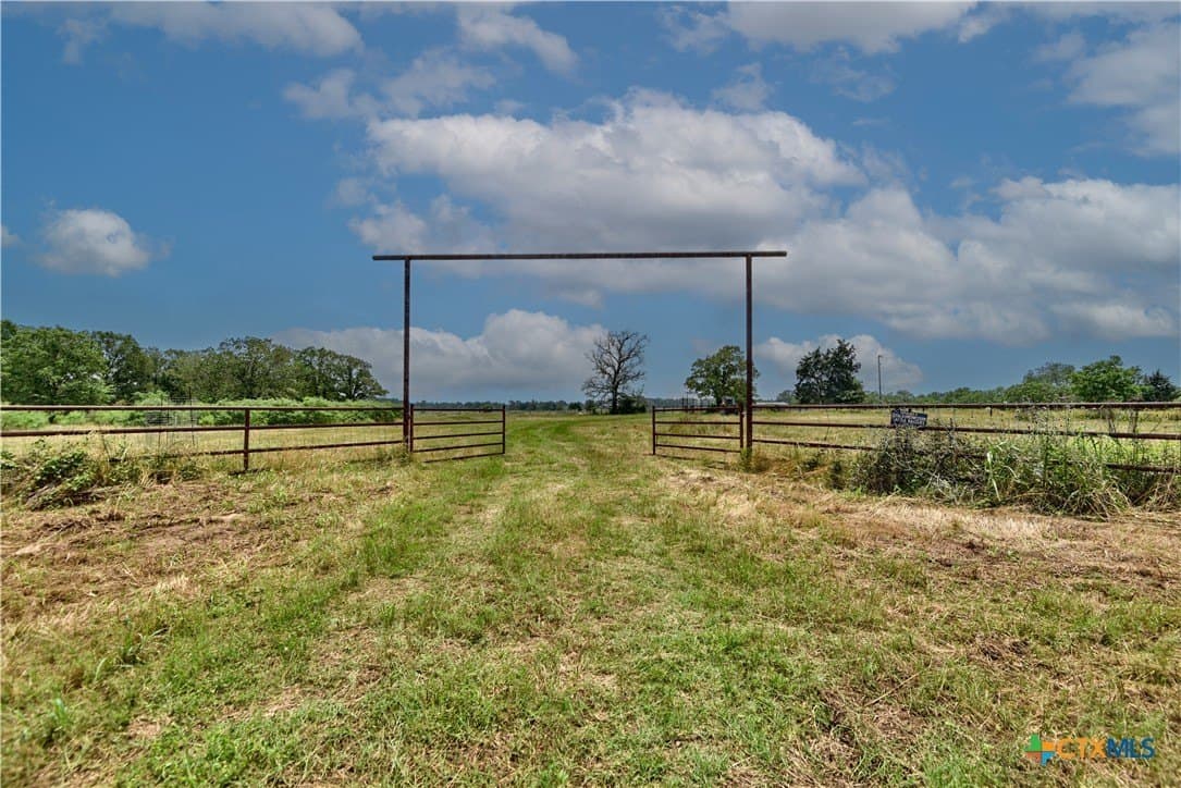 134.51 acres in Fayette County - photo 2