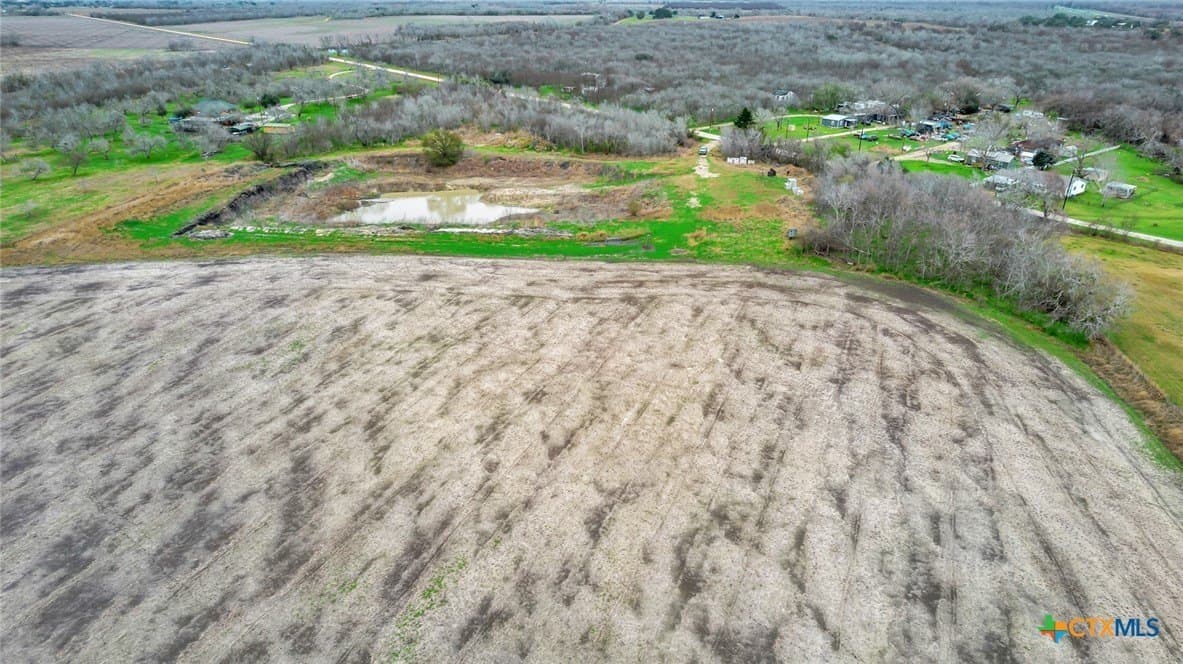 32.9 acres in Victoria County - photo 22