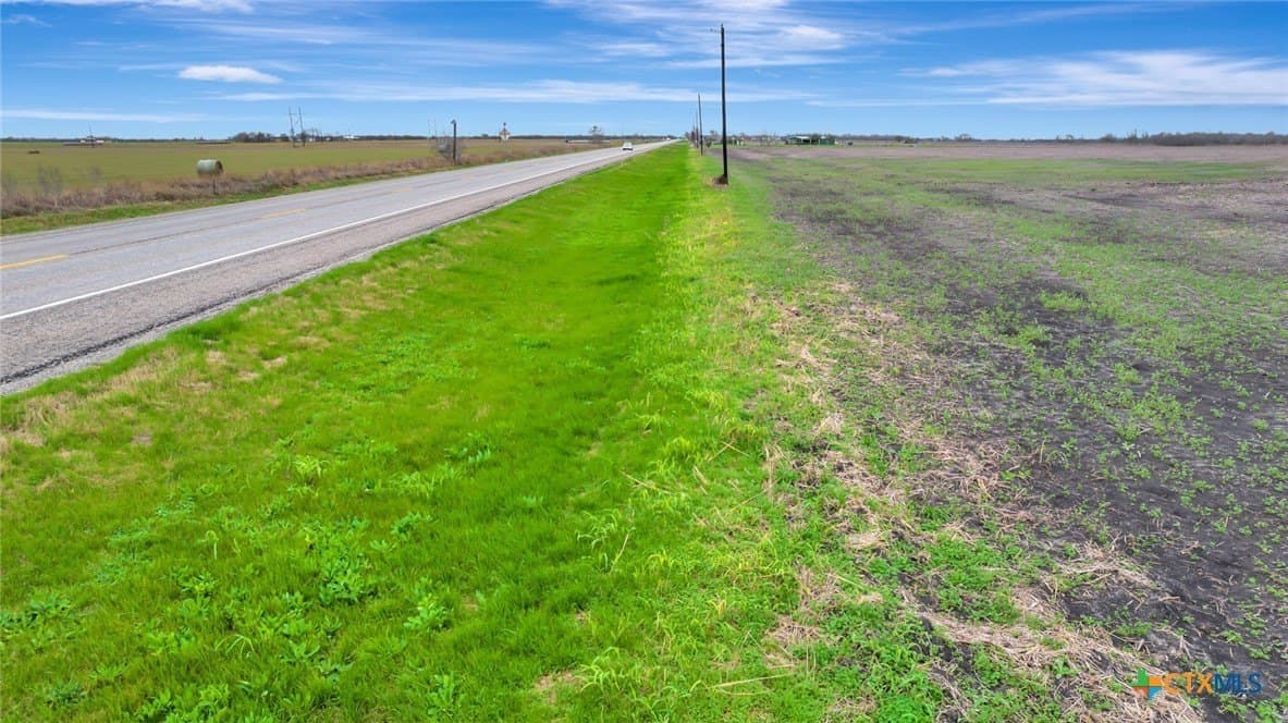 32.9 acres in Victoria County - photo 10