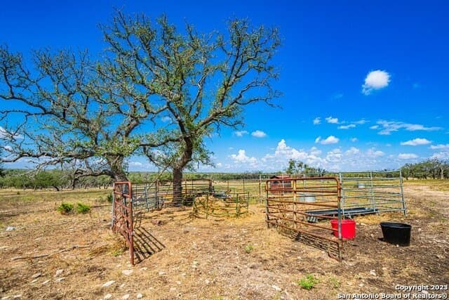 20.09 acres in Gillespie County - photo 27