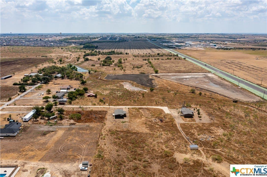 15.23 acres in Williamson County - photo 11