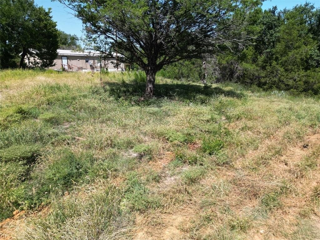 0.04 acres in Hood County - photo 2