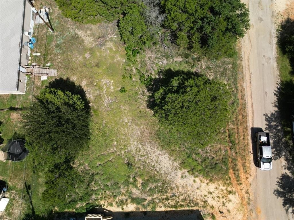 0.04 acres in Hood County - photo 7
