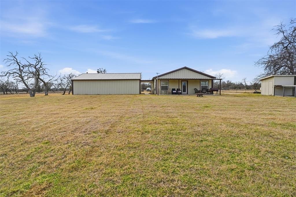 58.32 acres in Hill County - photo 5