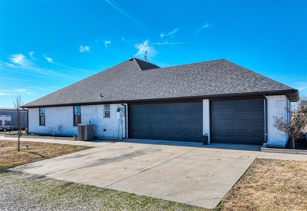 10.1 acres in Ellis County - photo 4