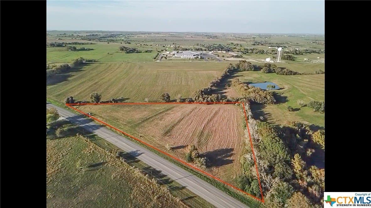 4.89 acres in Lavaca County - photo 5