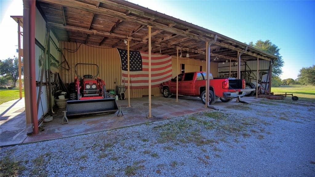 24.28 acres in Montague County - photo 9