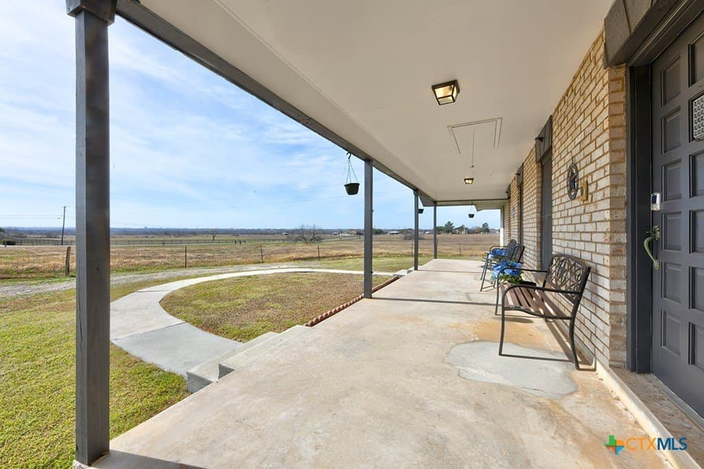 10 acres in Guadalupe County - photo 5
