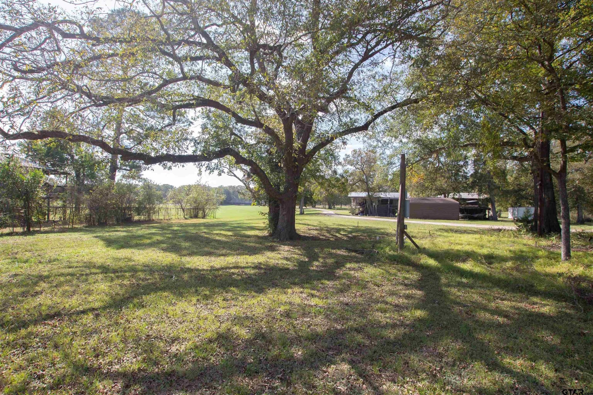 90.03 acres in Anderson County - photo 2