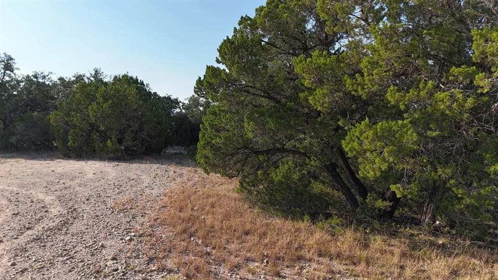 0.9 acres in Bandera County - photo 31