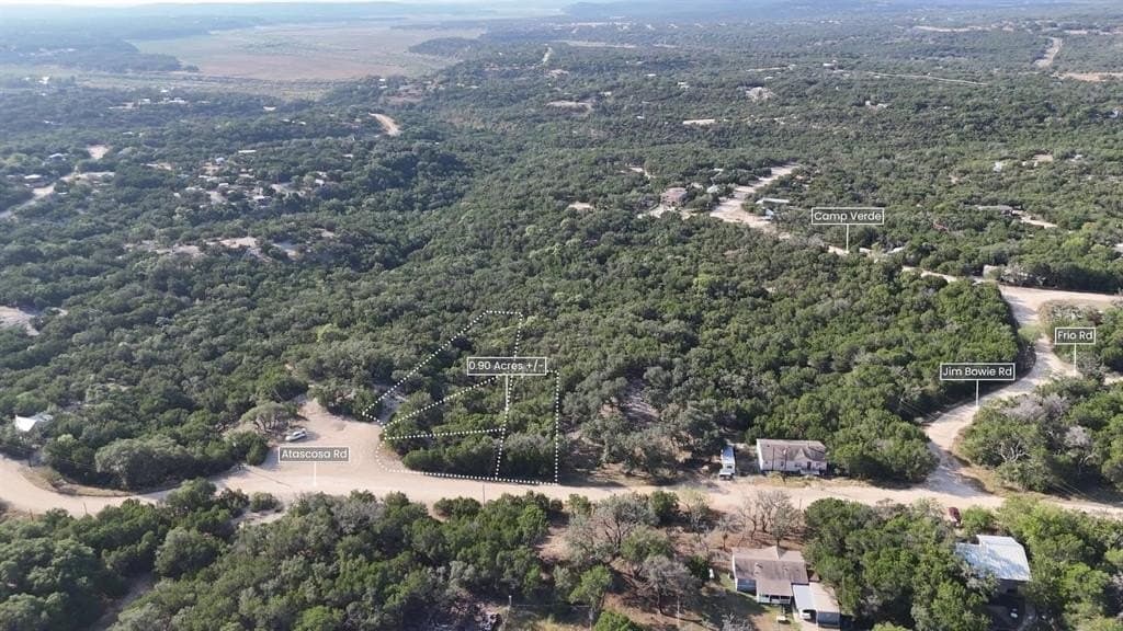 0.9 acres in Bandera County - photo 3