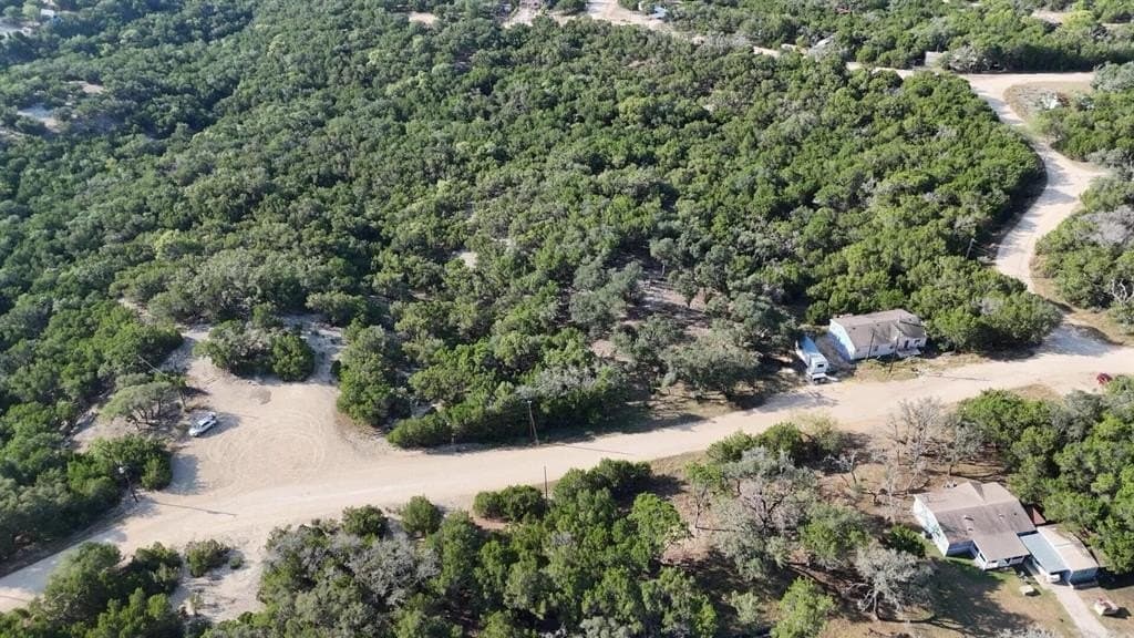 0.9 acres in Bandera County - photo 4