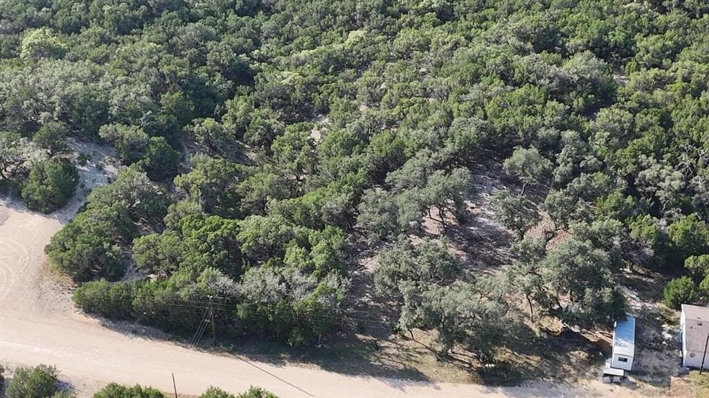 0.9 acres in Bandera County - photo 9