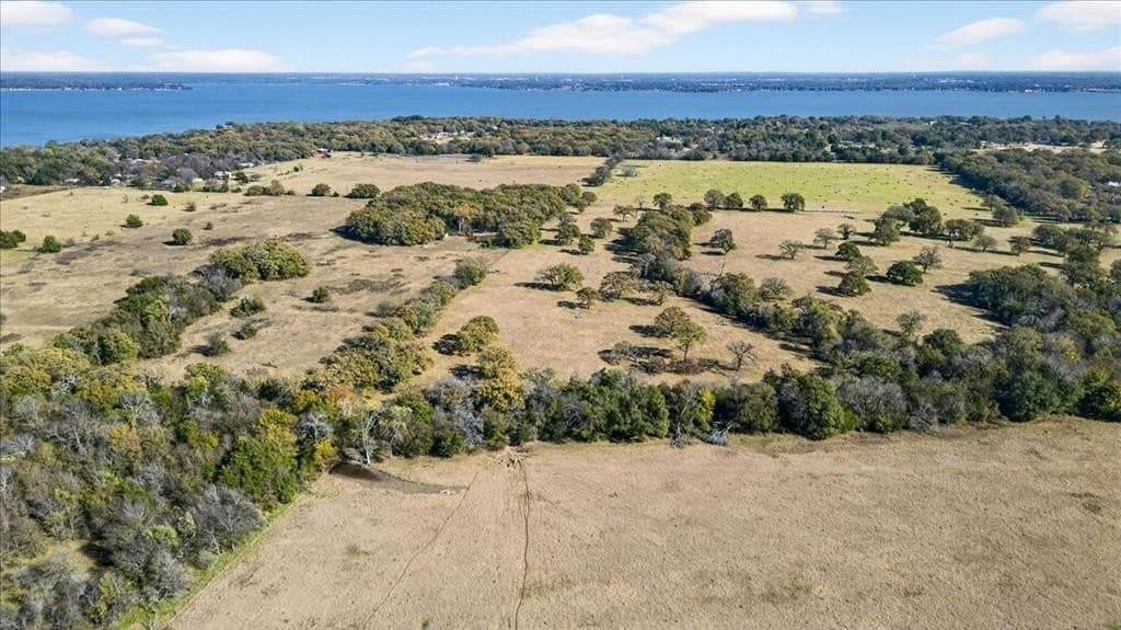 151.44 acres in Henderson County - photo 37
