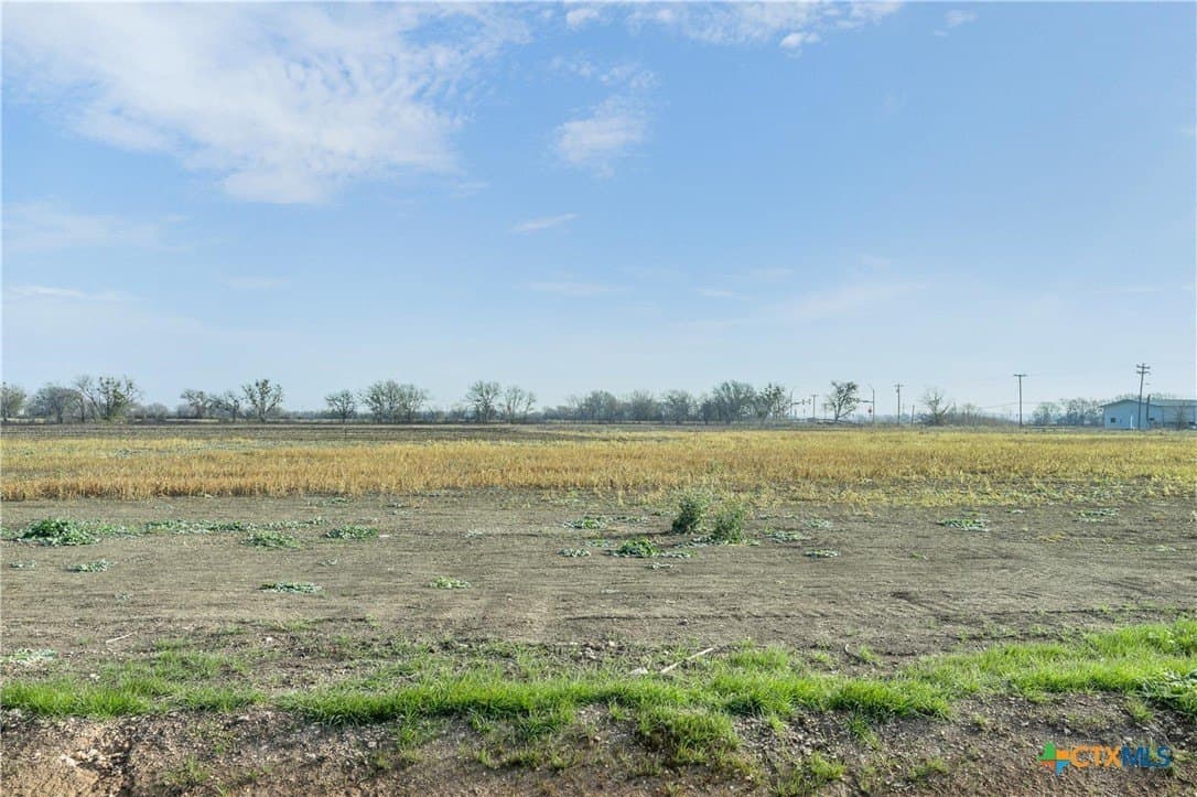 0.5 acres in Caldwell County - photo 4