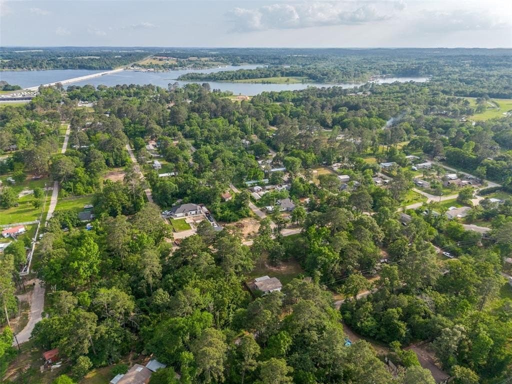 0.2 acres in Henderson County - photo 9