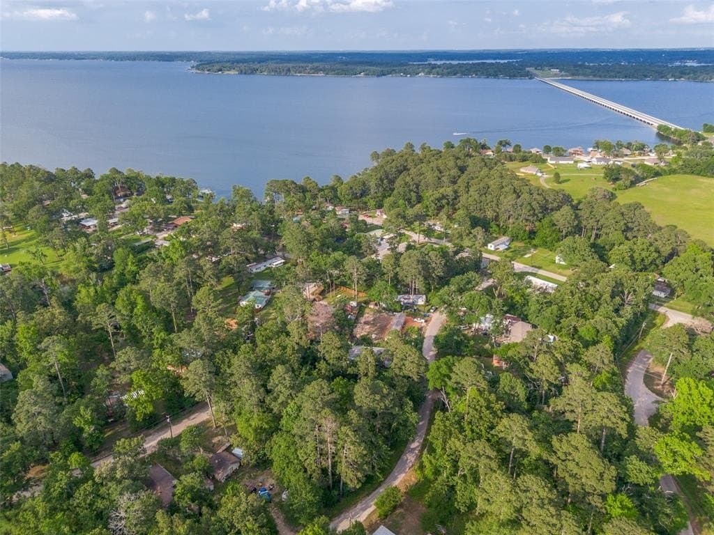 0.2 acres in Henderson County - photo 8