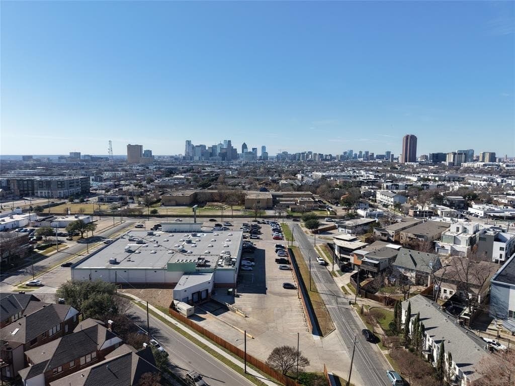 0.1 acres in Dallas County - photo 4